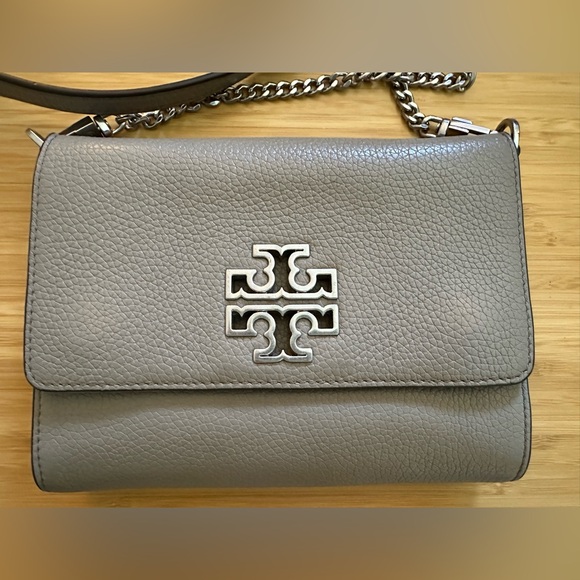 Tory Burch Handbags - Tory Burch Crossbody Bag